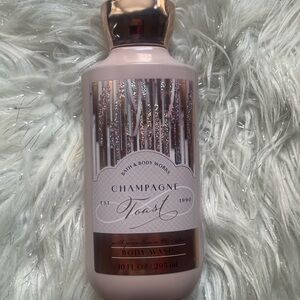 Bath & Body Works Champagne Toast Body Wash - Pink and Silver